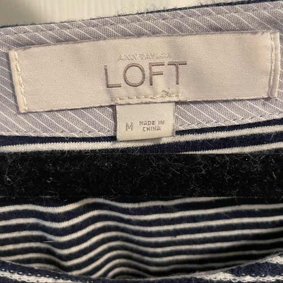 *DONATED* LOFT | Women’s Sheath Navy Blue White | Zipper Button Detail - Picture 5 of 6